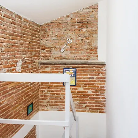 Guido Monaco Contemporary Stylish And Modern Appartement Florence